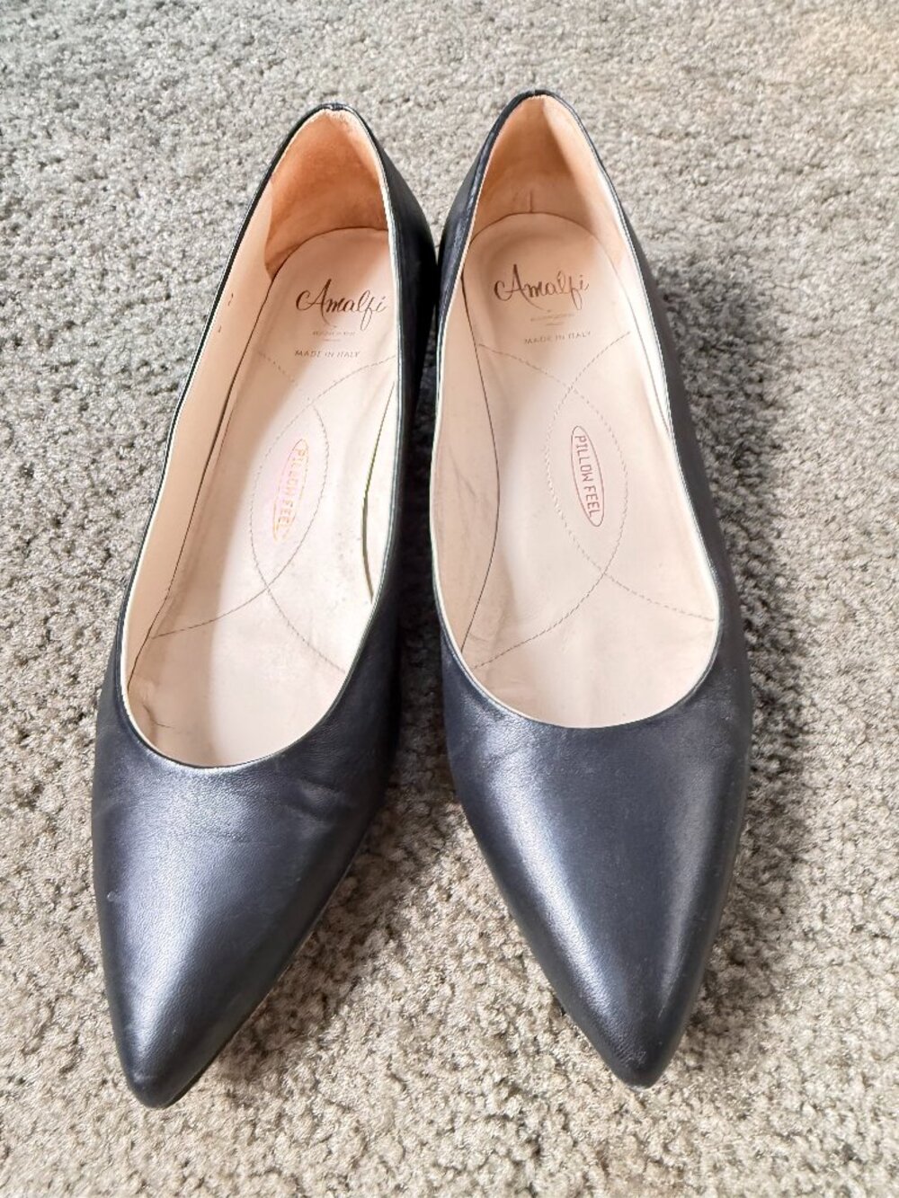 Amalfi by Rangoni Black Leather Pointed Toe Kitten Heels Size 9 Made in Italy